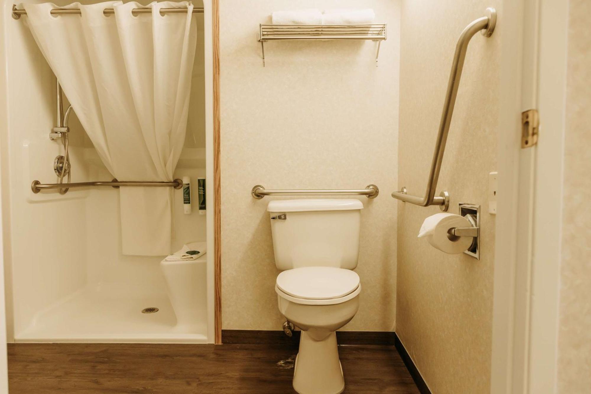 Coast Fort St John Hotel Fort St. John Bagian luar foto